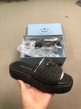 Prada Sneaker 3