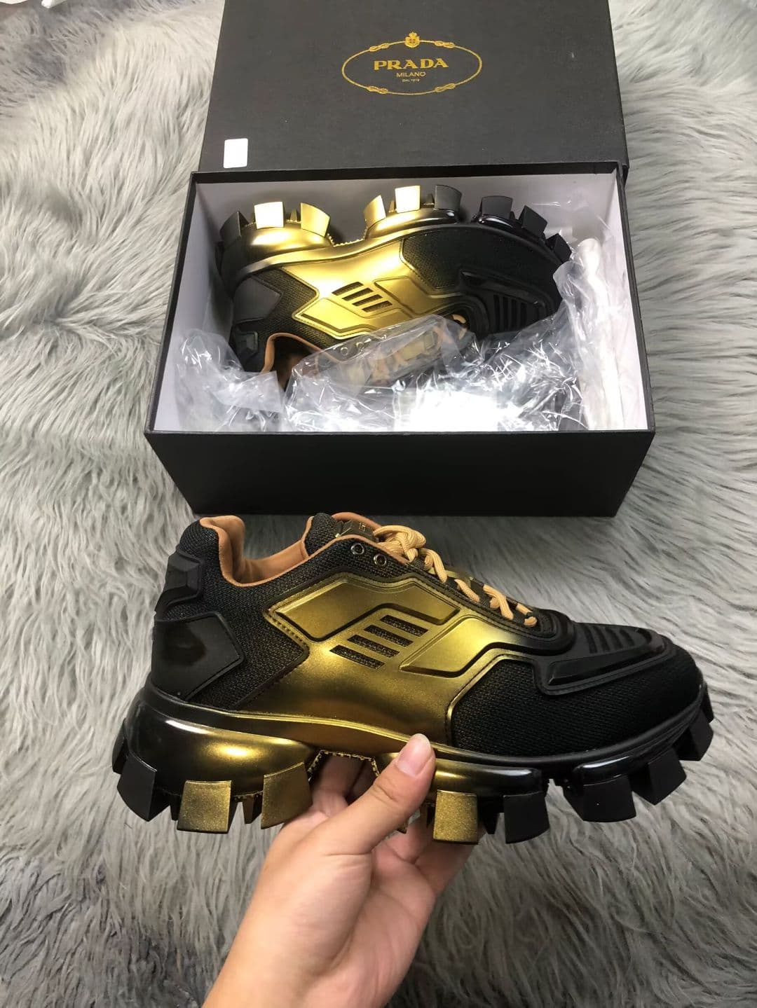 Prada Sneaker 13